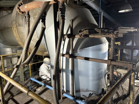 悪天候のプロペラ機はアトラクション